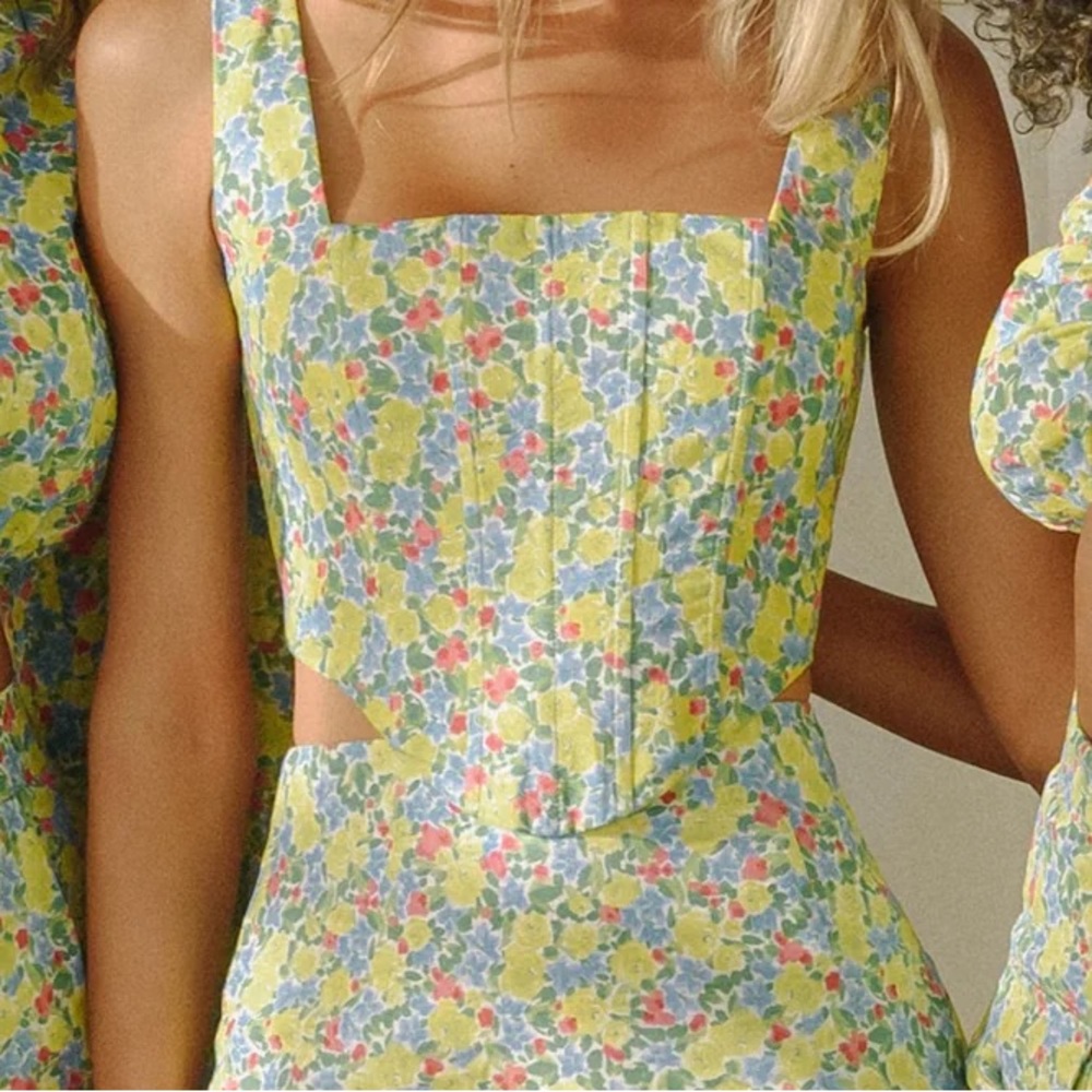 YLLW the Label Andie Corset Top in Pallisades. Sold out online.